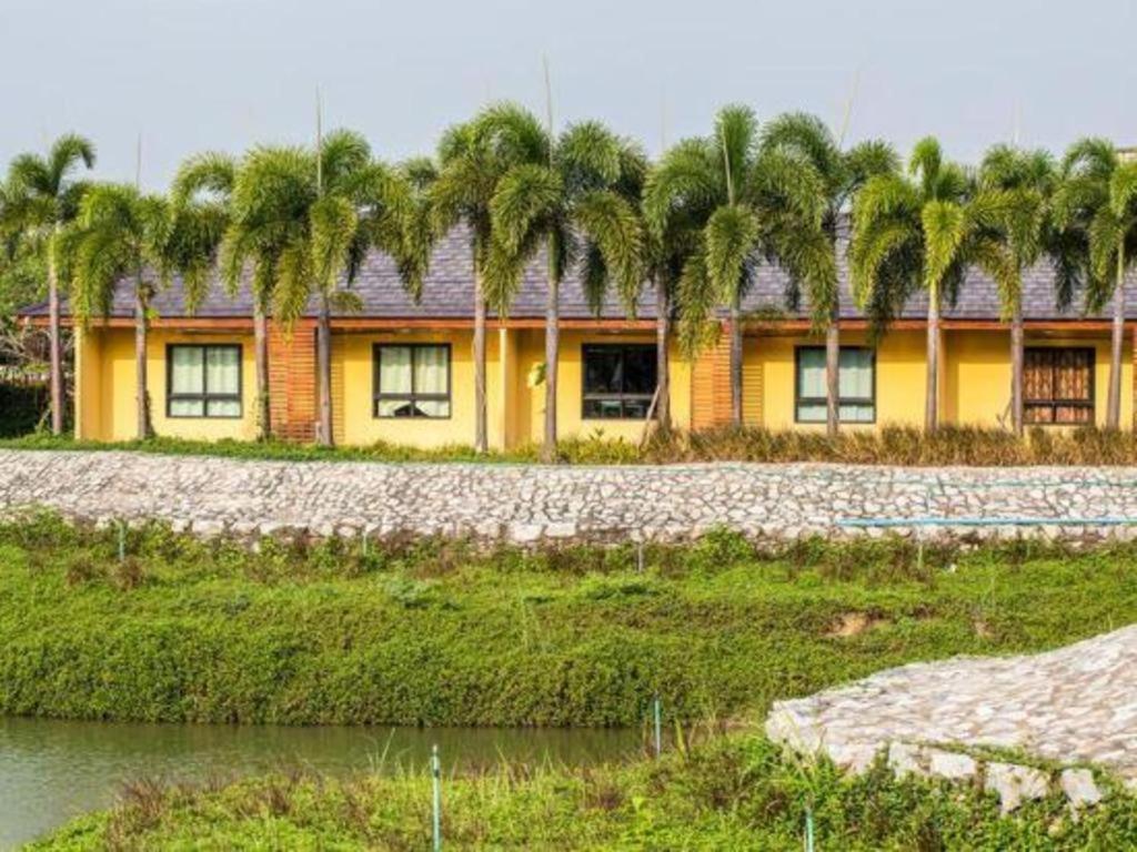 Prew Lom Chom Nam Resort Ban Phan Sadet Nok المظهر الخارجي الصورة